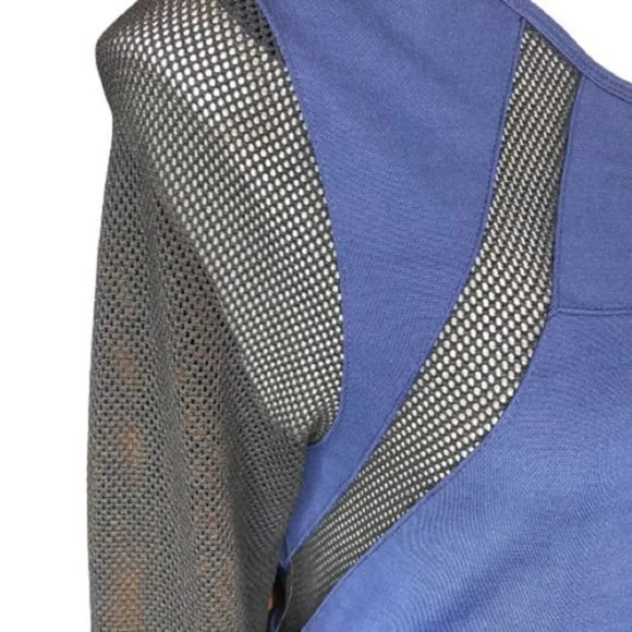 - Tobi   Women dress with mesh sleeve - Picture 8 of 8